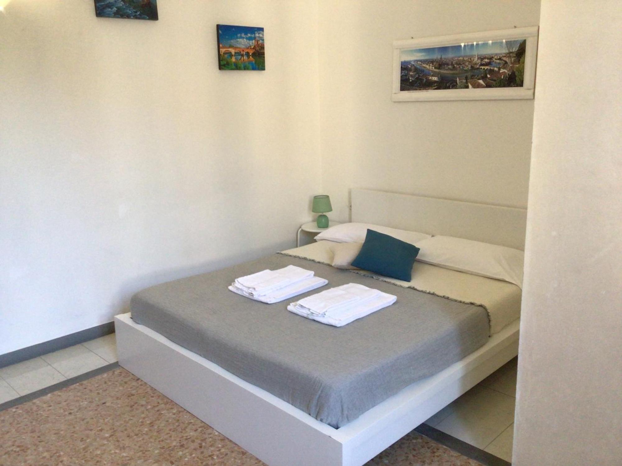 A Due Passi Da Giulietta-Casa Montecchi Verona Bagian luar foto